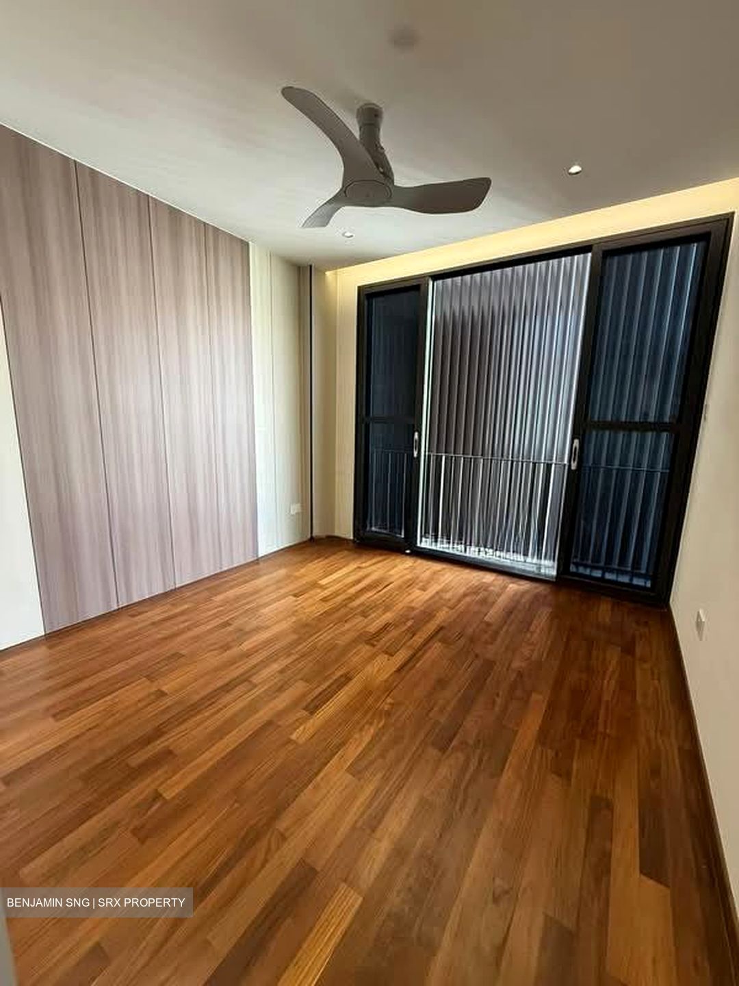 Kembangan Estate (D14), Terrace #553709211